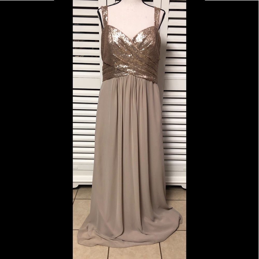 Gold formal dress, size 16